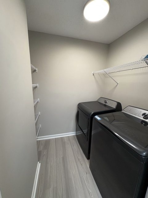 ivy pointe interior laundry