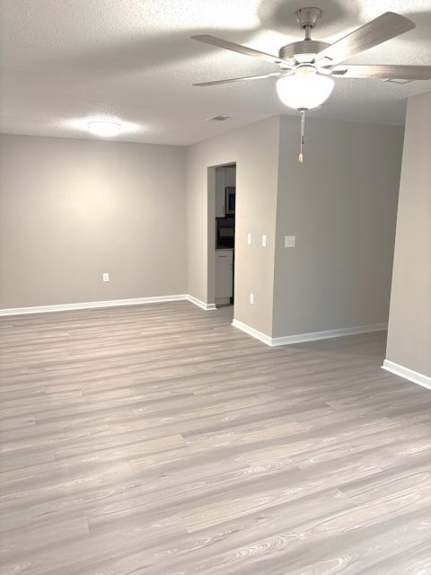 ivy pointe living room